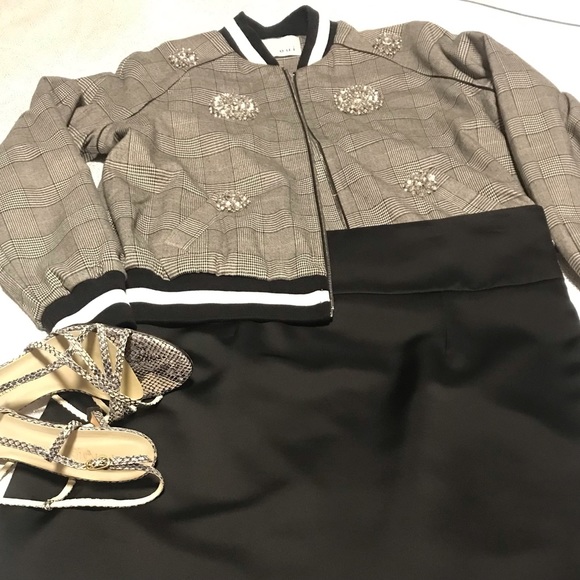 SIMONS CONTEMPORAINE BLACK PENCIL SKIRT - Picture 8 of 9